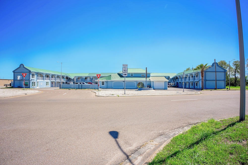 Pelican Inn by Belvilla Aransas Pass, TX 69/71