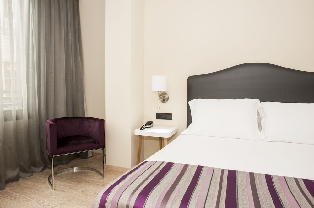 Exe Moncloa Hotel 22/70
