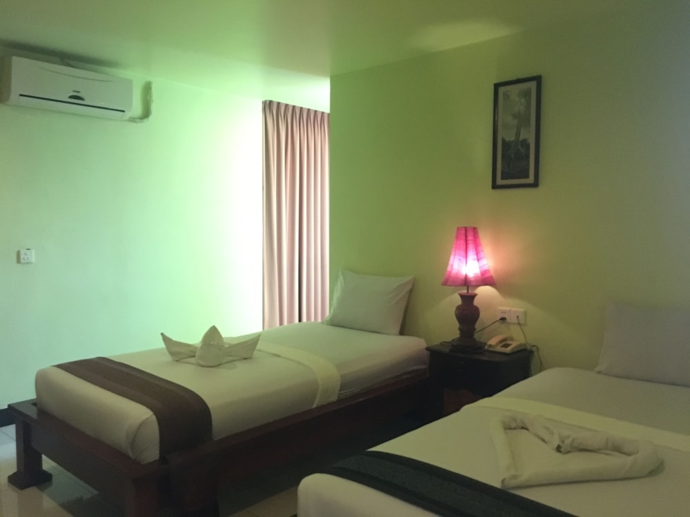 Star Wood Inn 24/40