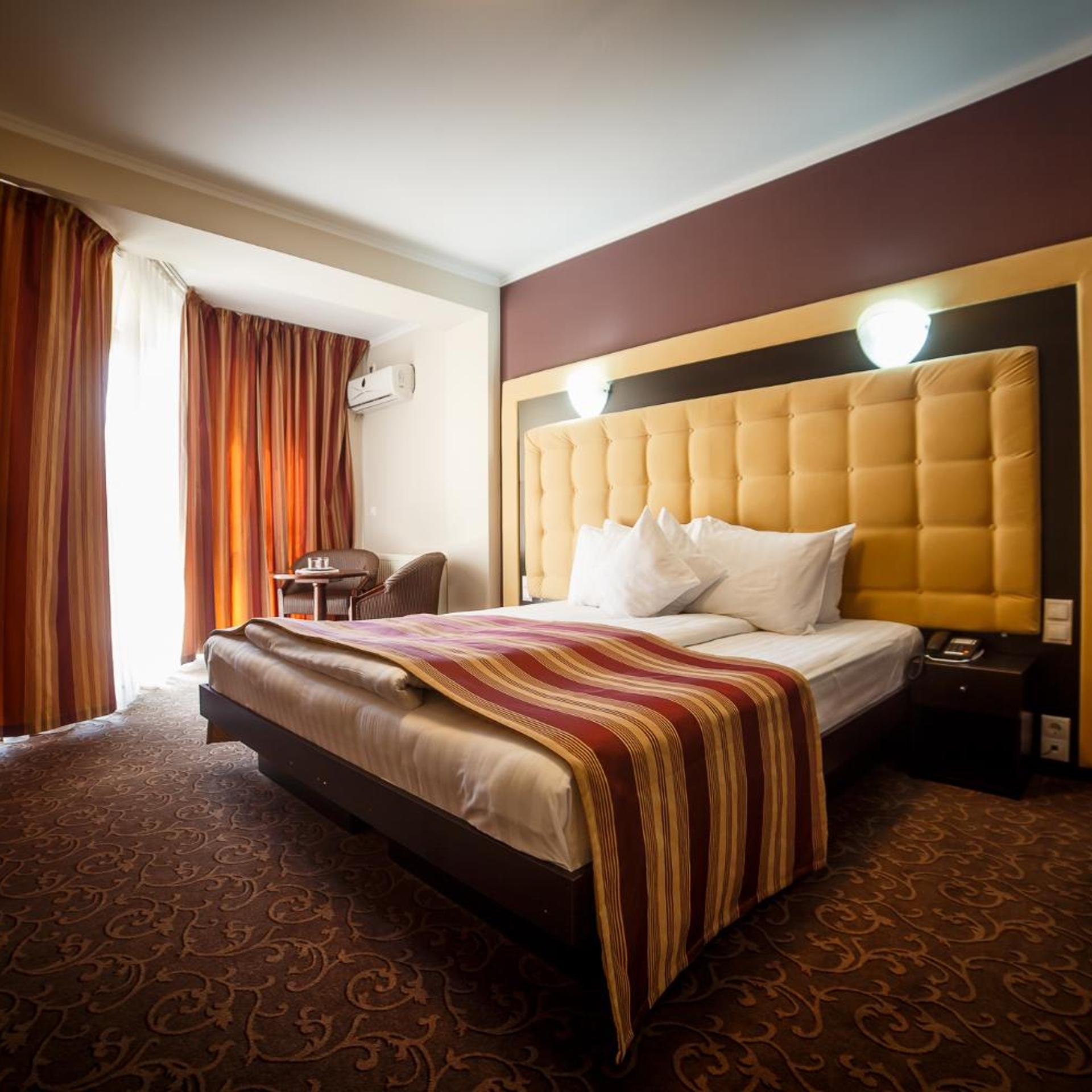Room, Double Bed, Hotel Ozana 4/10
