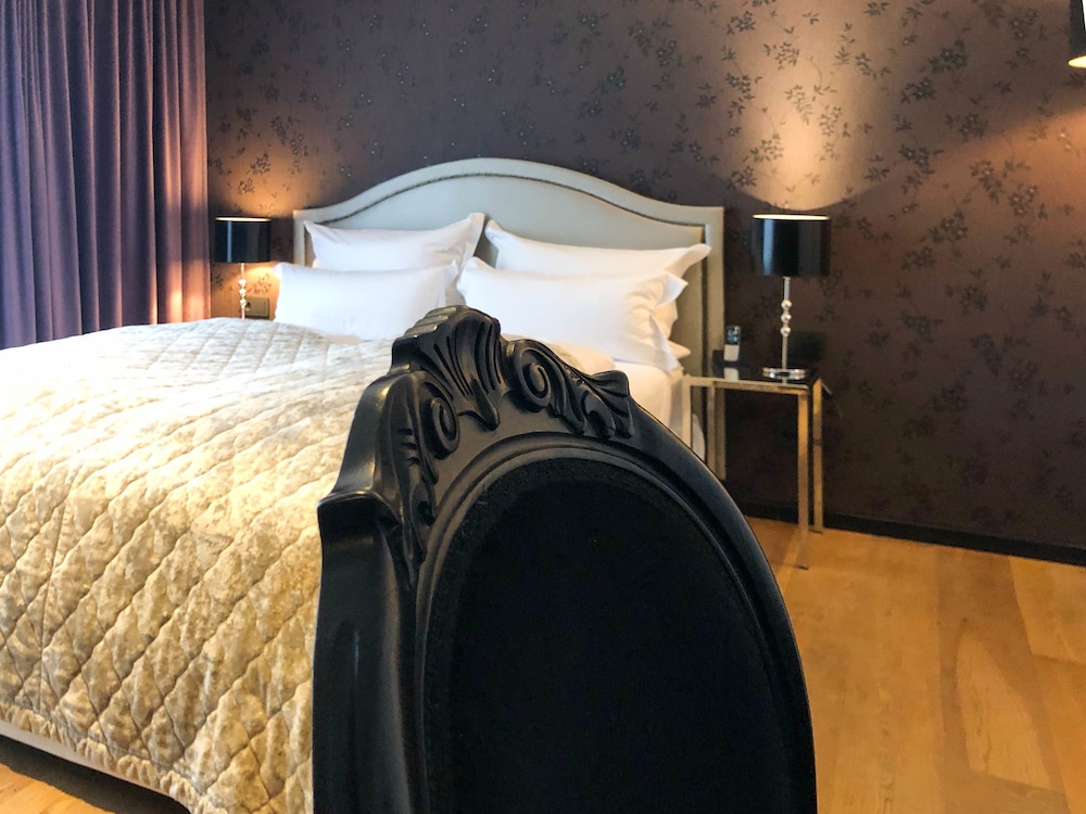 La Mansion Vi Vadi Hotel 44/71