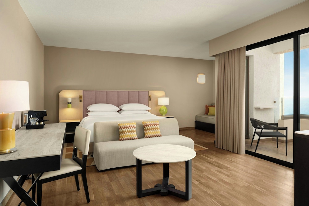 جناح جونيور بسرير فردي بغرفة نوم واحدة، Sheraton Rhodes Resort 6/7
