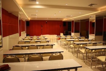 Pratunam Hotel Khonkaen 26/43