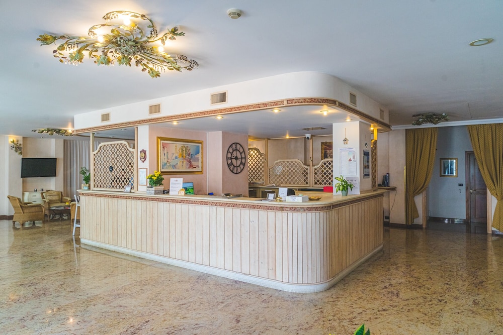 Hotel Sole 16/66