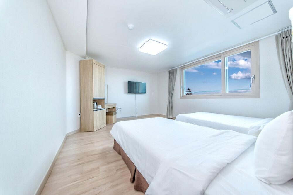 Jungmoon City Hotel 26/47