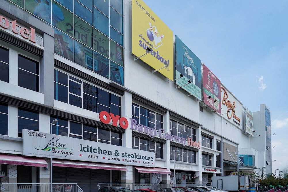 New Bangi Gateway Hotel 7/43
