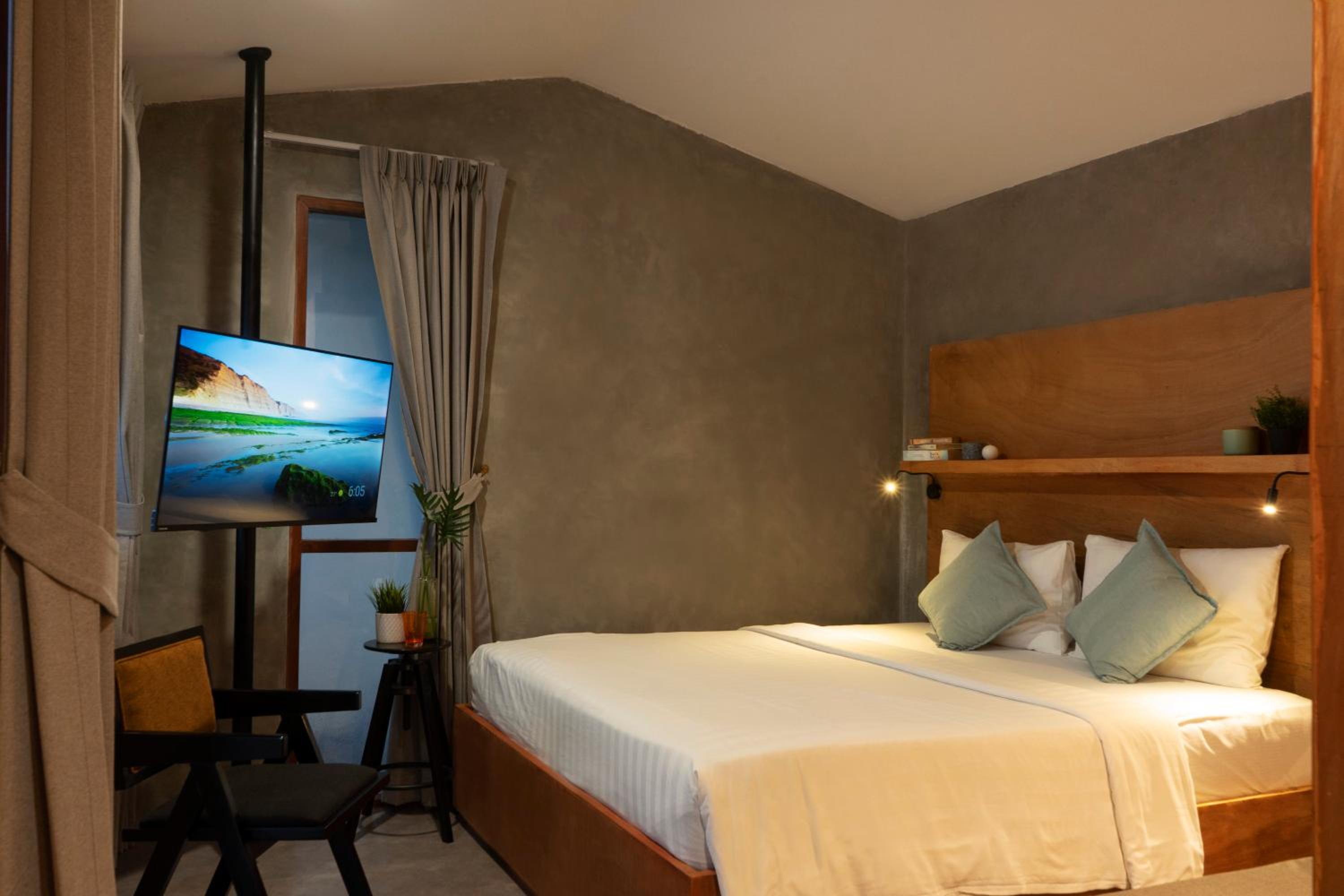 بنغل، ESCAPE BEACH RESORT 2/9