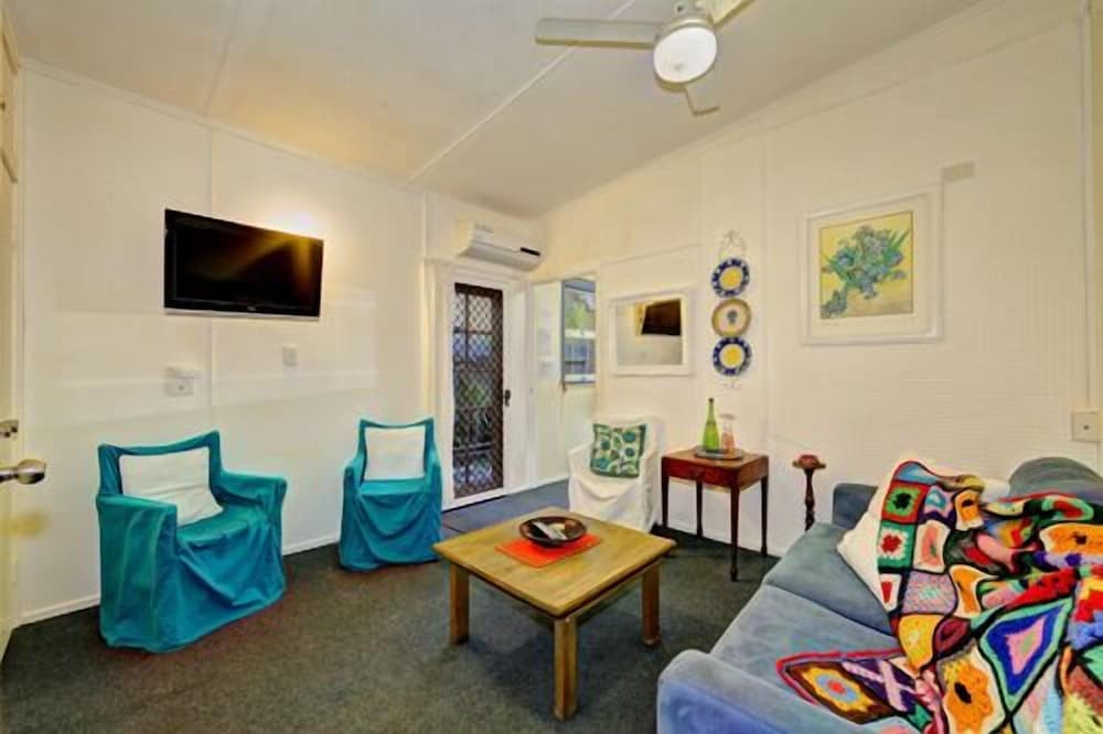 Bargara Gardens Motel And Holiday Villas 20/44