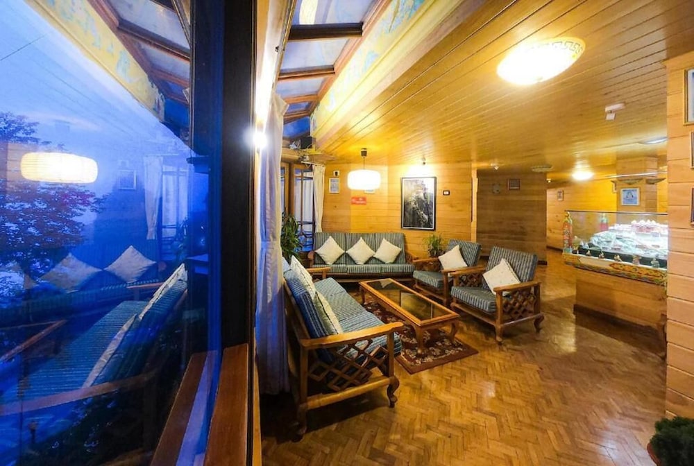 Udaan Dekeling Resort 32/54