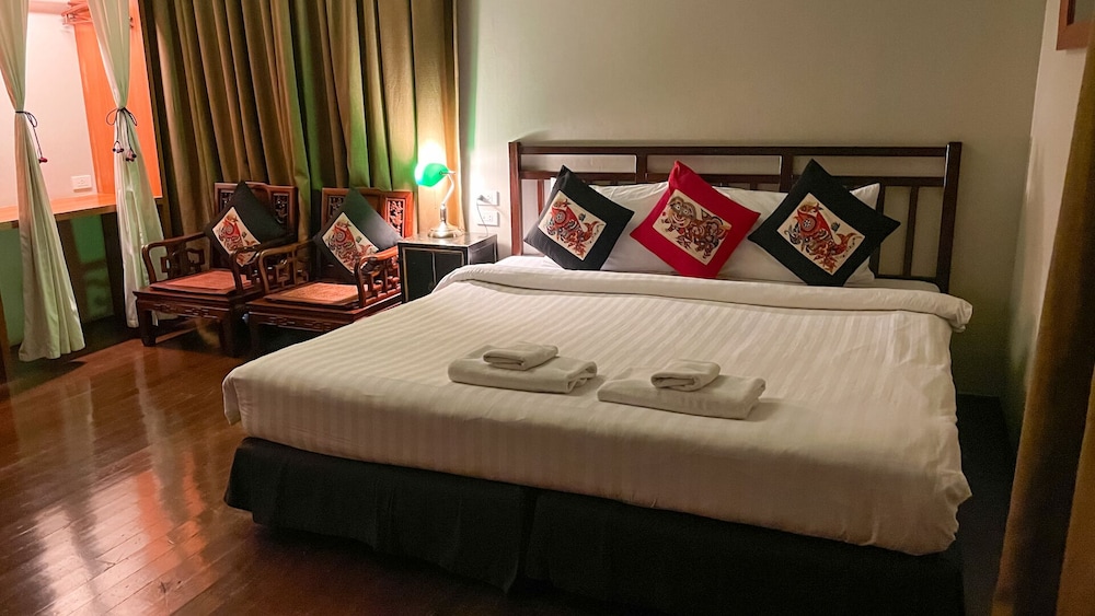Villa Phra Sumen Bangkok 22/67