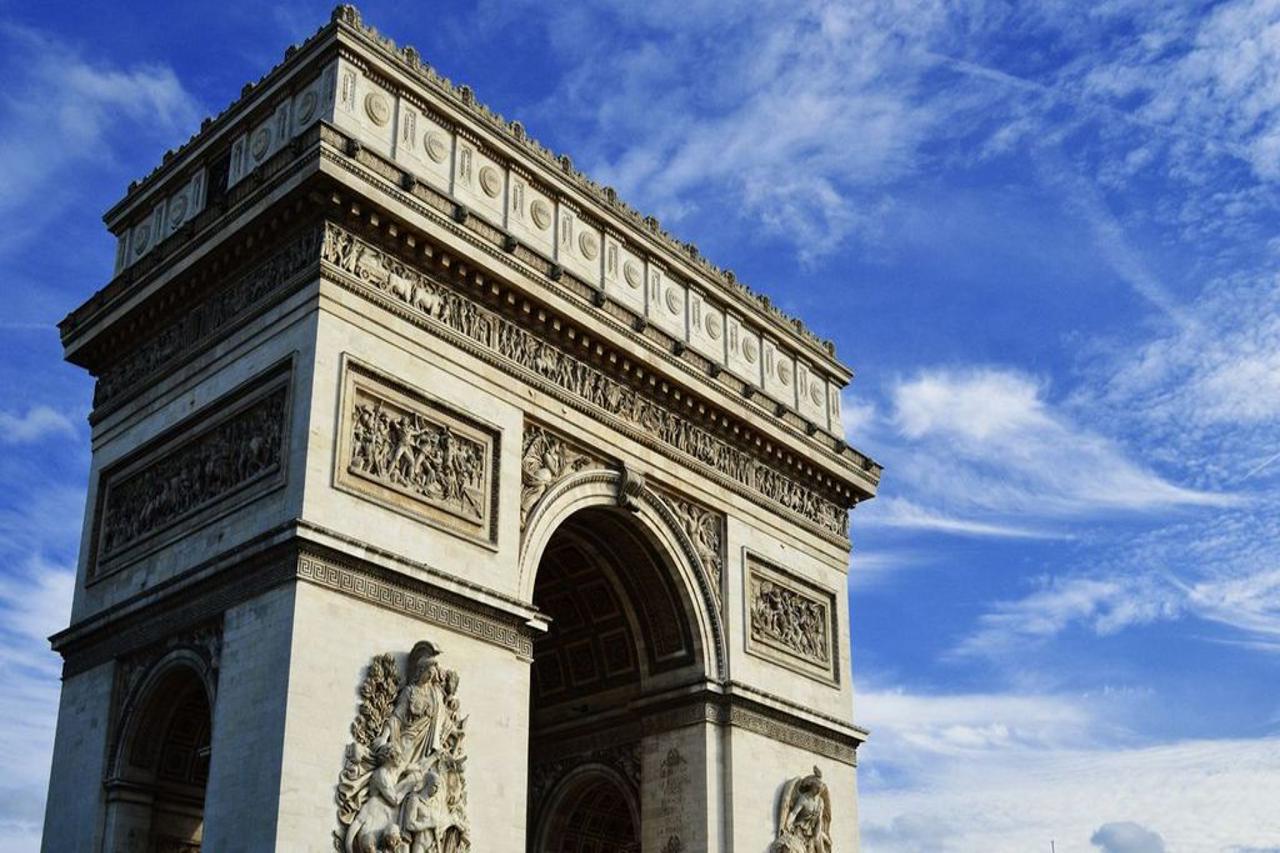 Grand Hotel Champs Elysees 7/61