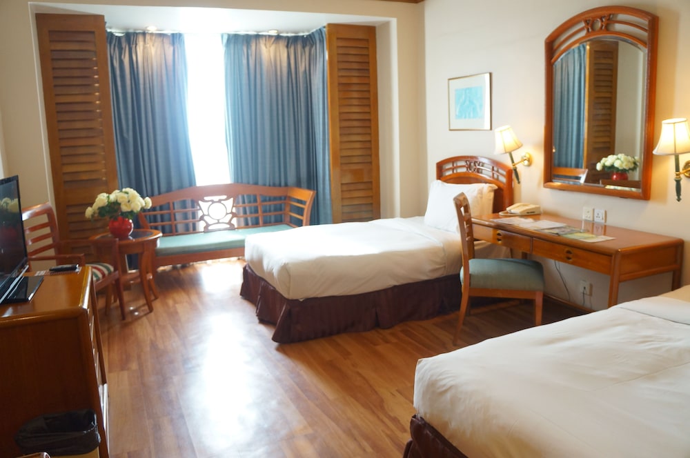 Sabah Oriental Hotel 27/69
