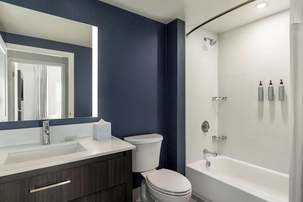 Residence Inn by Marriott Mechanicsburg 35/40