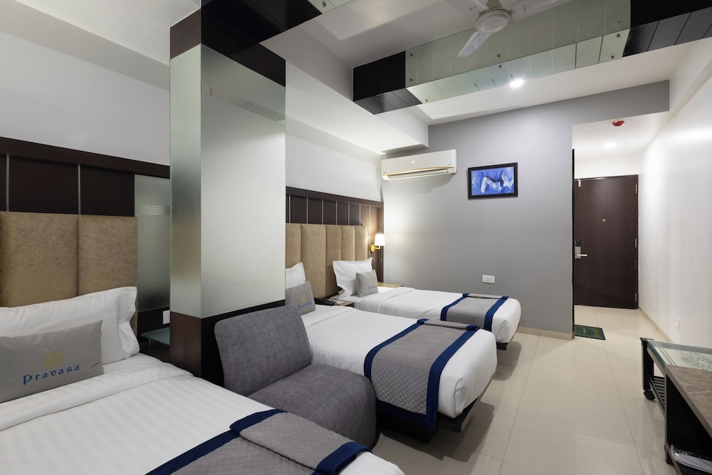 Capital O 33294 Hotel Sapphire Regency (Ex. Sapphire Regency) 17/50