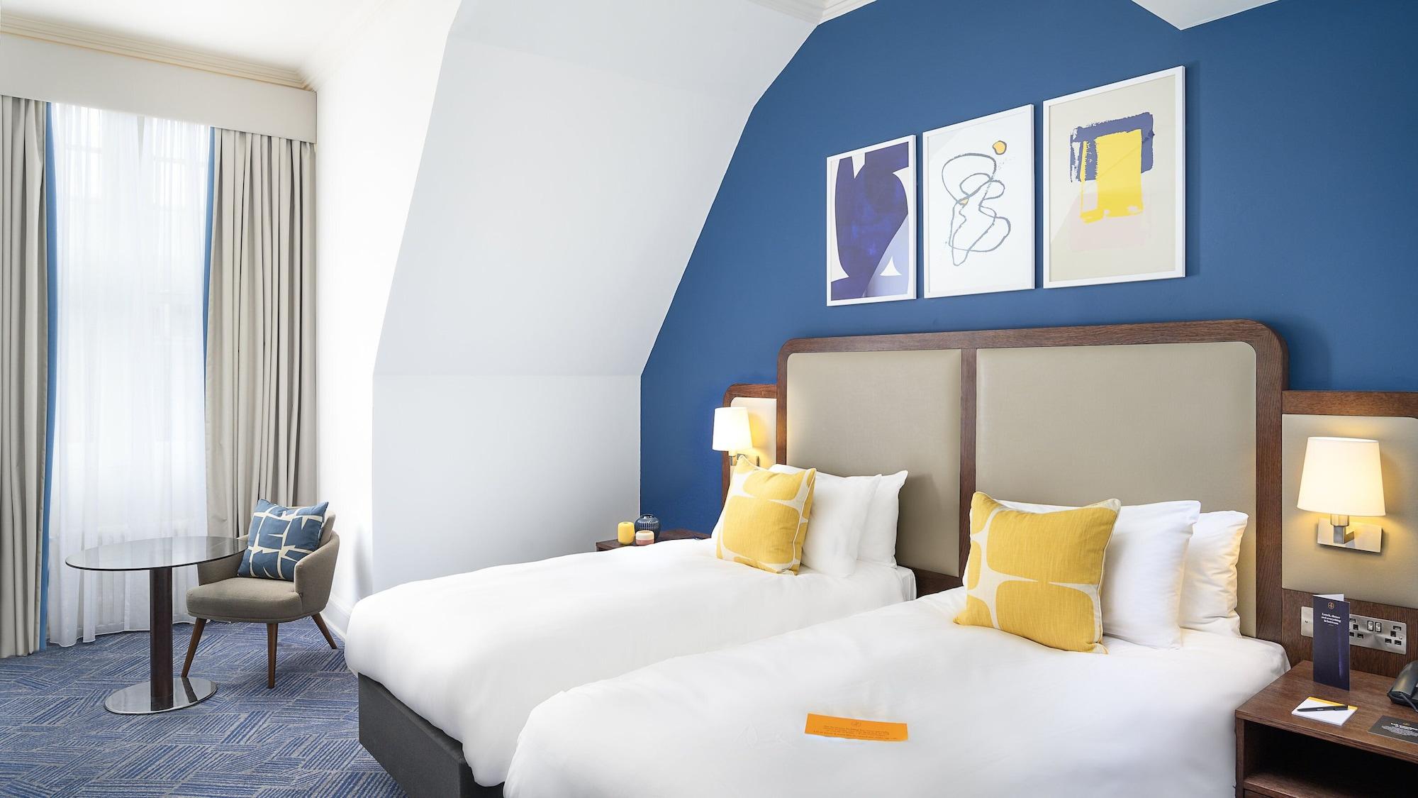Standard, Multiple Beds