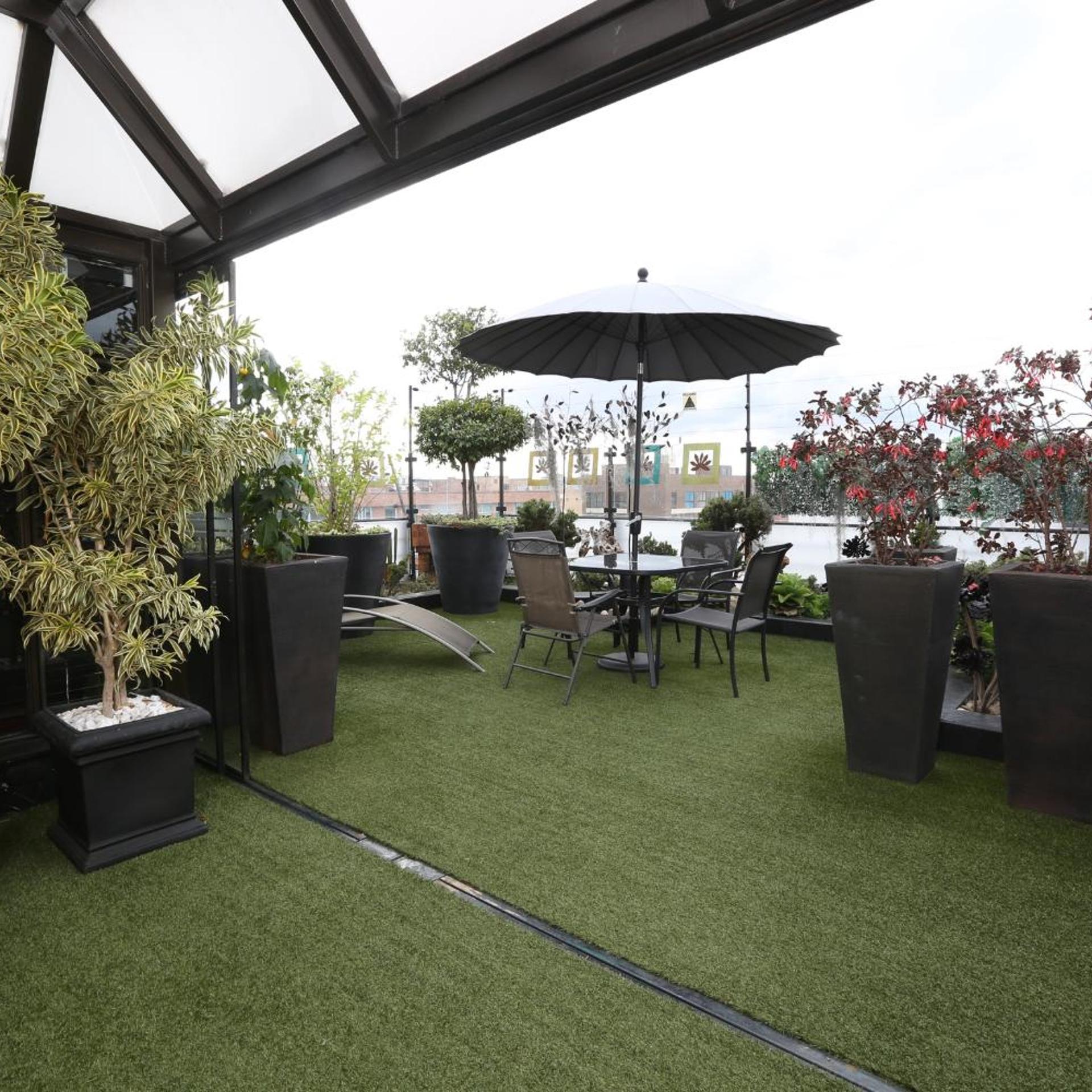 Suites 108 28/55