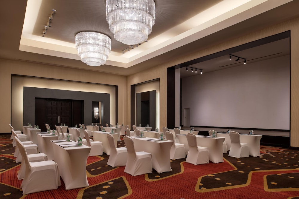 Kempinski Hotel Gold Coast City 59/69