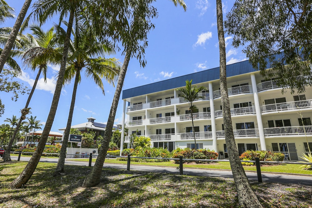 Agincourt Beachfront Apartments 52/72