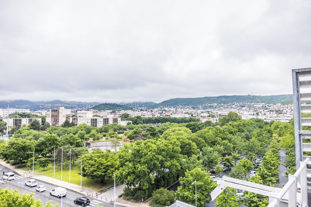 Novotel Suites Clermont Ferrand Polydome 69/72