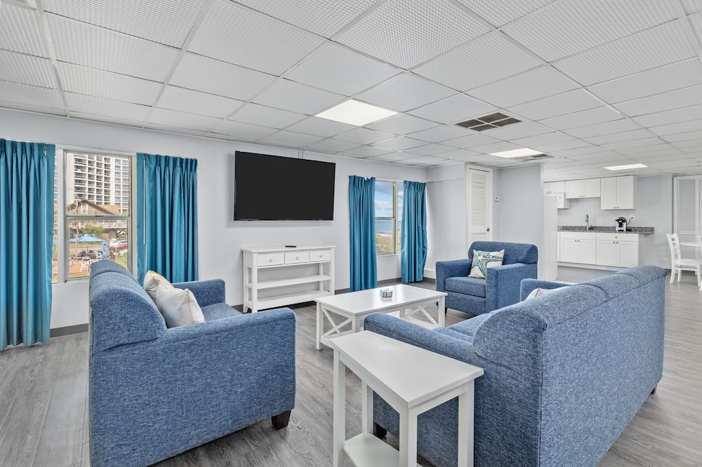 North Shore Oceanfront Resort Hotel 41/80