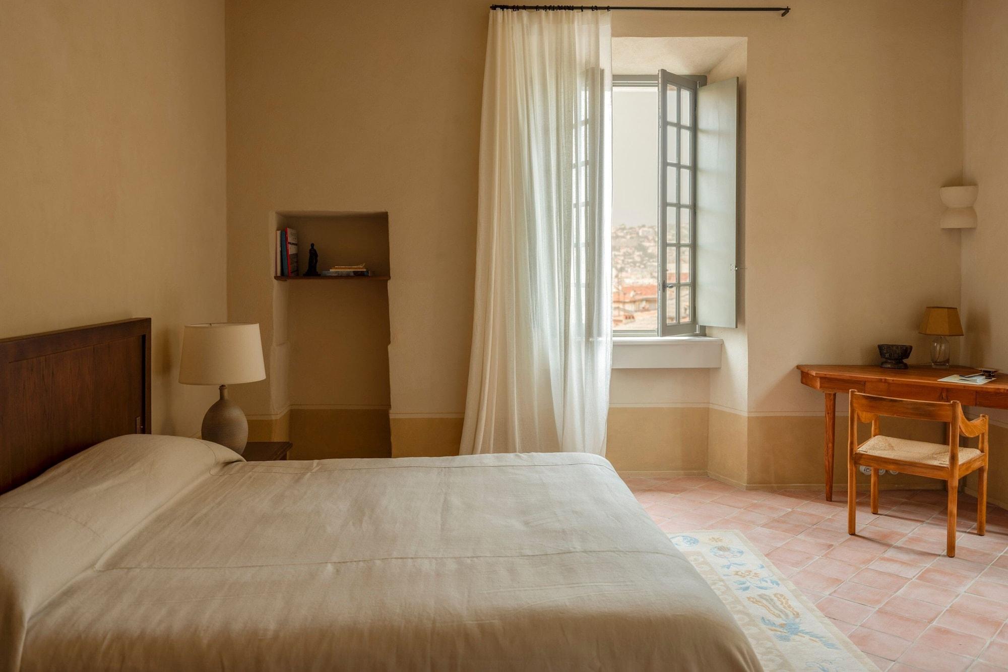 Deluxe, Suite, King Bed