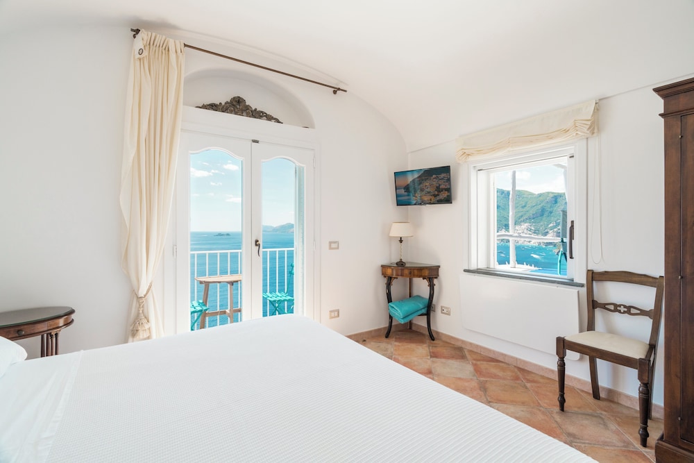 PANORAMIC, STUDIO, DOUBLE BED, SEA VIEW, KITCHENETTE