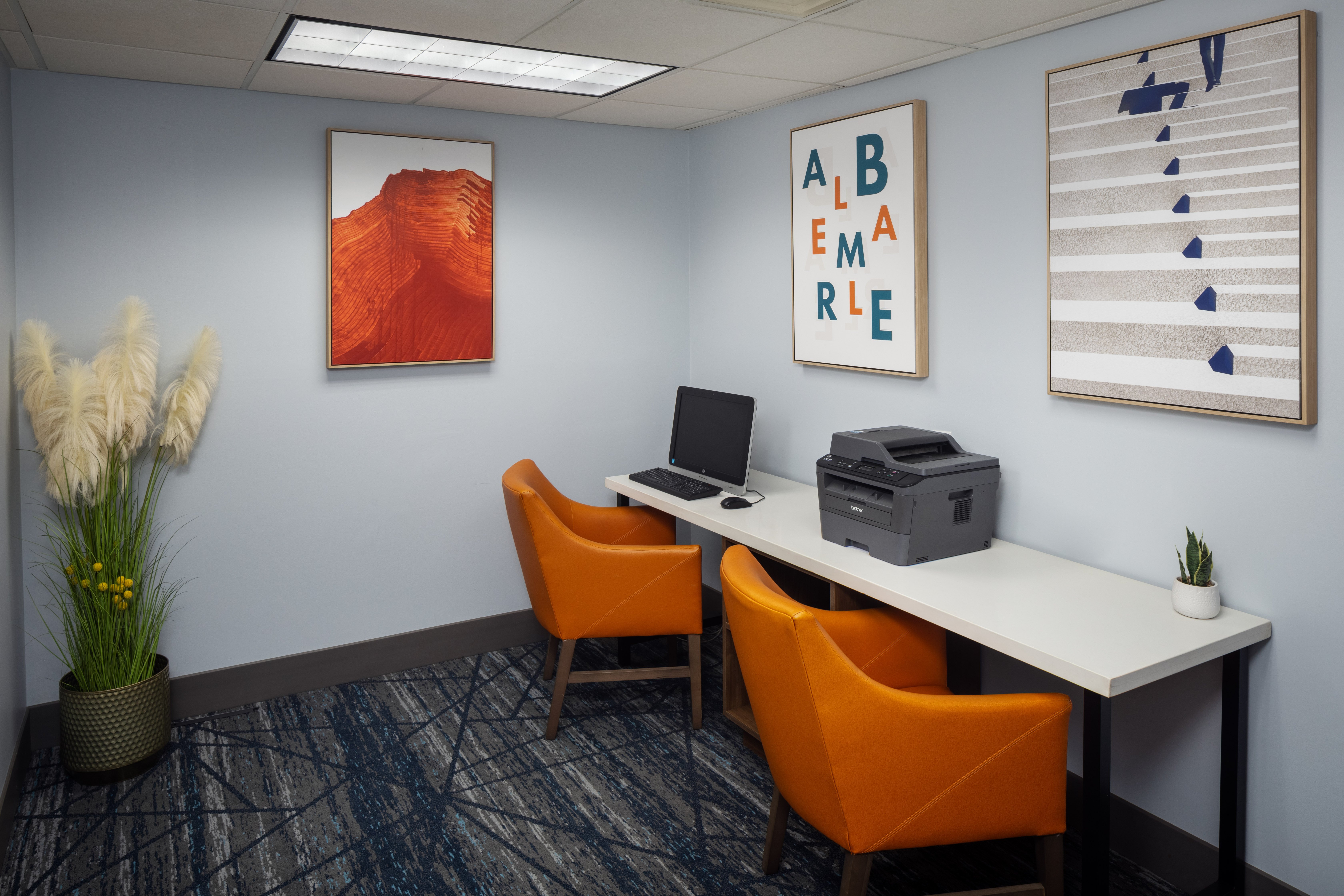Holiday Inn Express Suites Albemarle 45/51