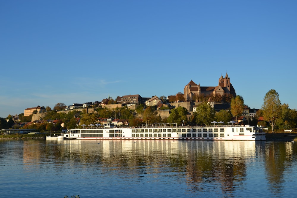 Hotel Stadt Breisach 54/60