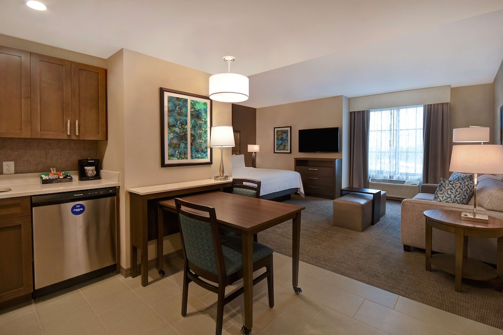 Homewood Suites By Hilton Orlando Flamingo Crossings, FL 34/57