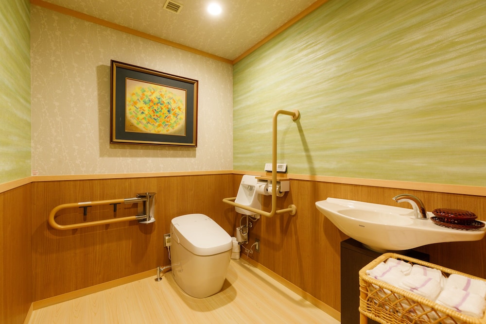 Japanese Western, 5 Futon Beds, Outdoor Bath