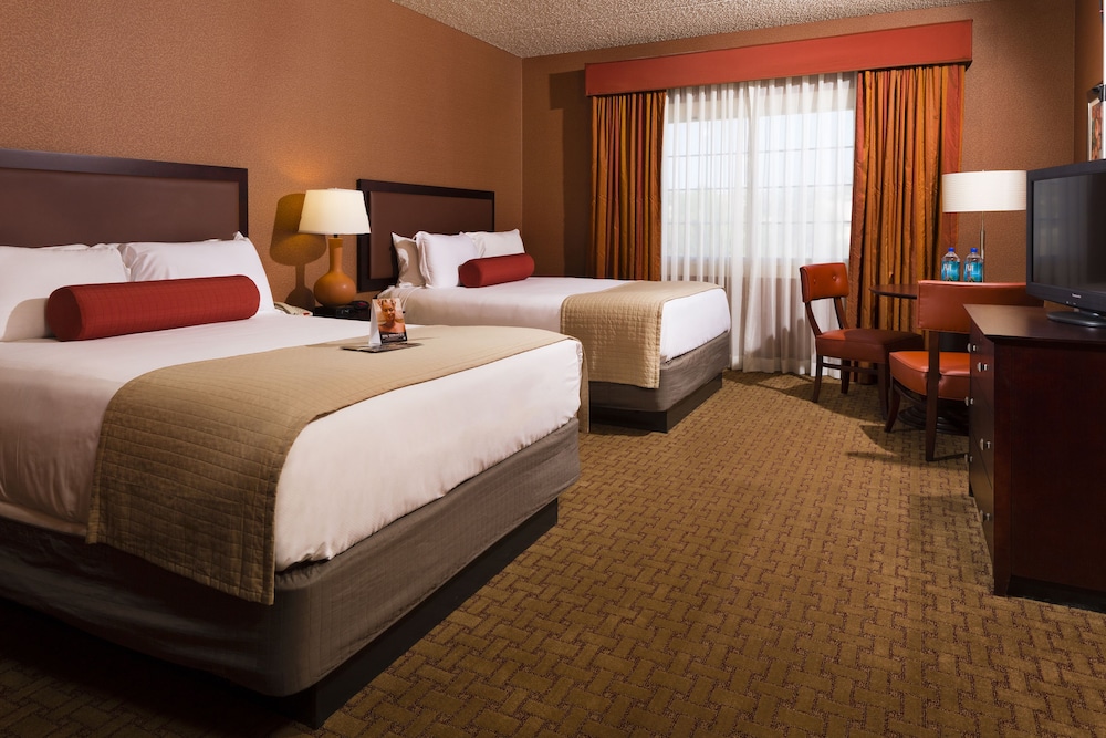 Resort, 2 Queen Beds