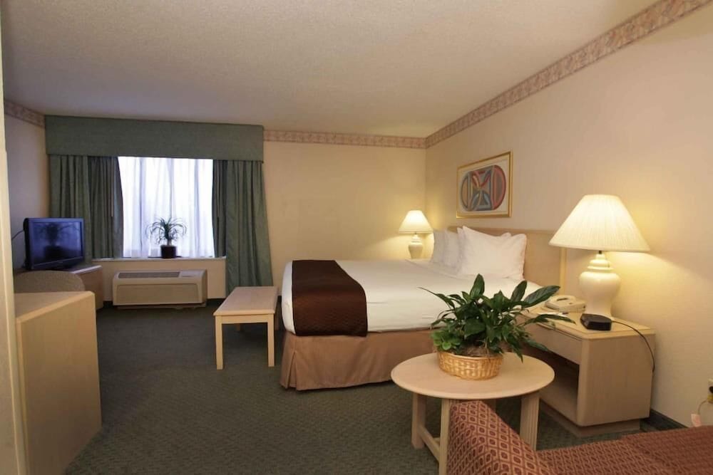 Wyndham Garden Jacksonville 31/40