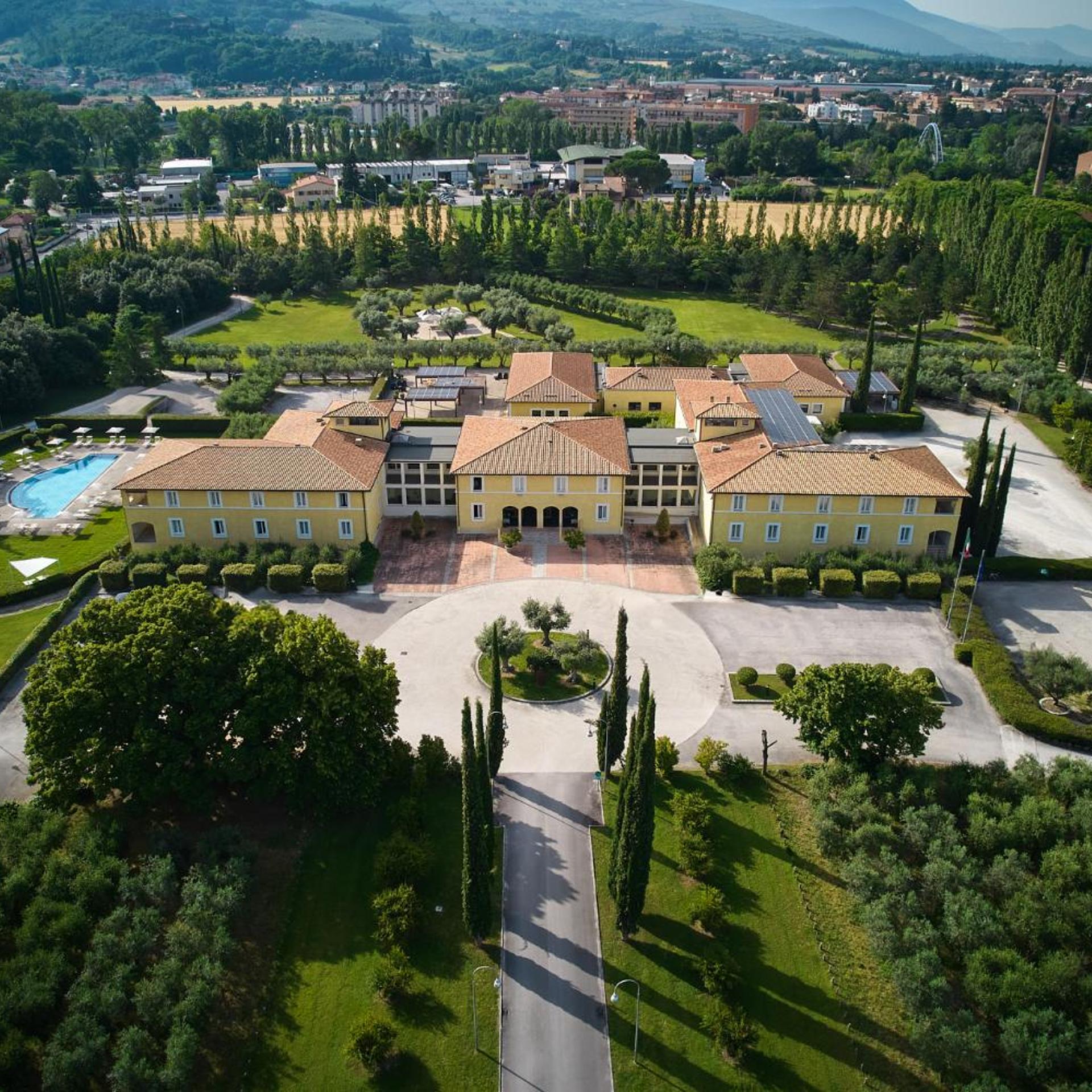 Delfina Palace 1/40