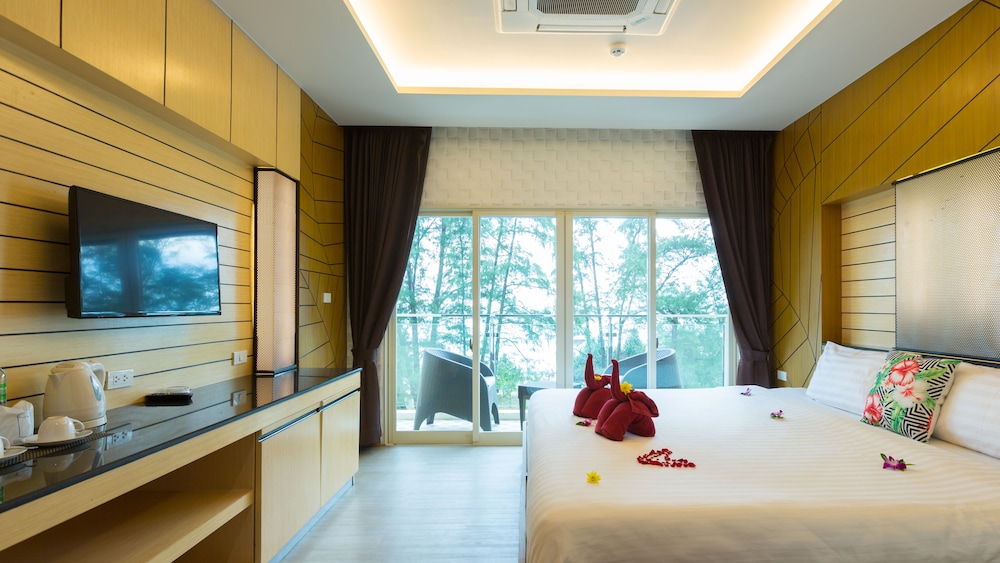 Anda Beachside Hotel 37/85