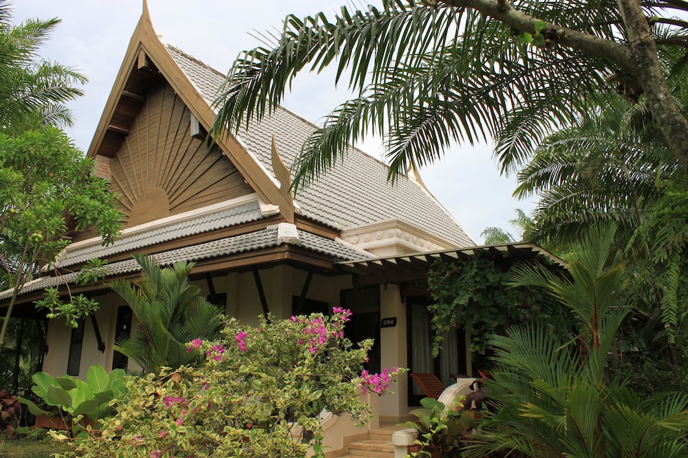 La Solaya Khao Lak 3/75
