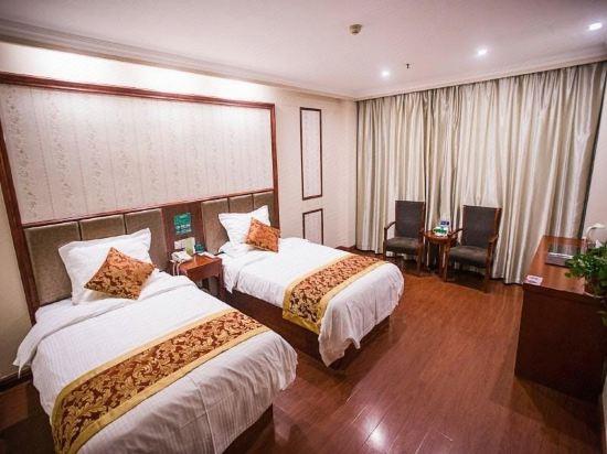 GUEST ROOM, 2 BEDS