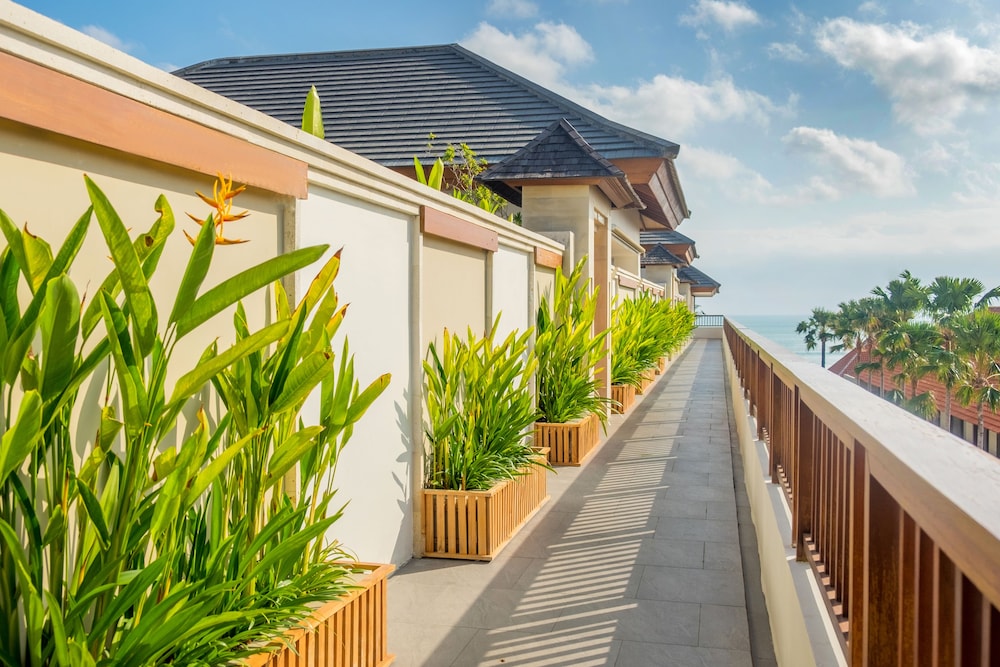 The Bandha Hotel & Suites 11/107