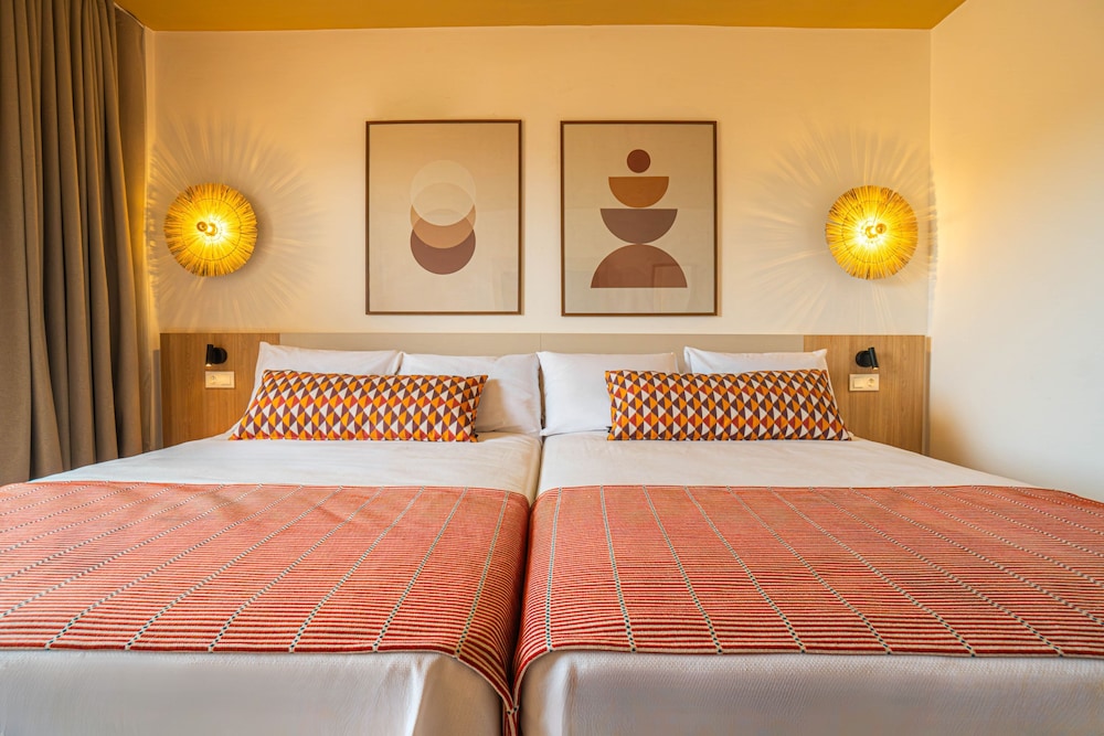 Ohtels La Hacienda 21/75