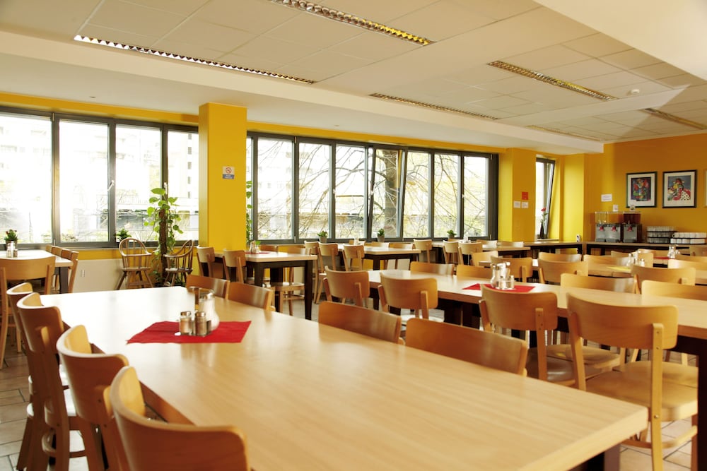 Acama Hotel Hostel Kreuzberg 33/50