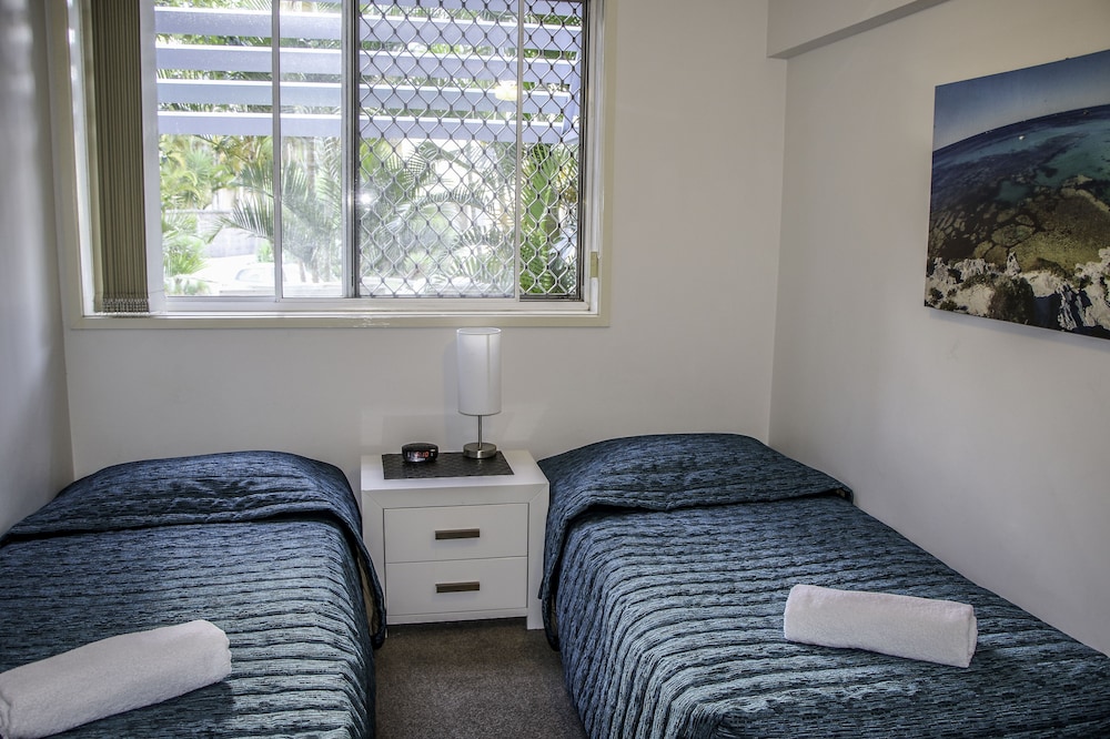 Surfers Beach Holiday Apartments 35/45