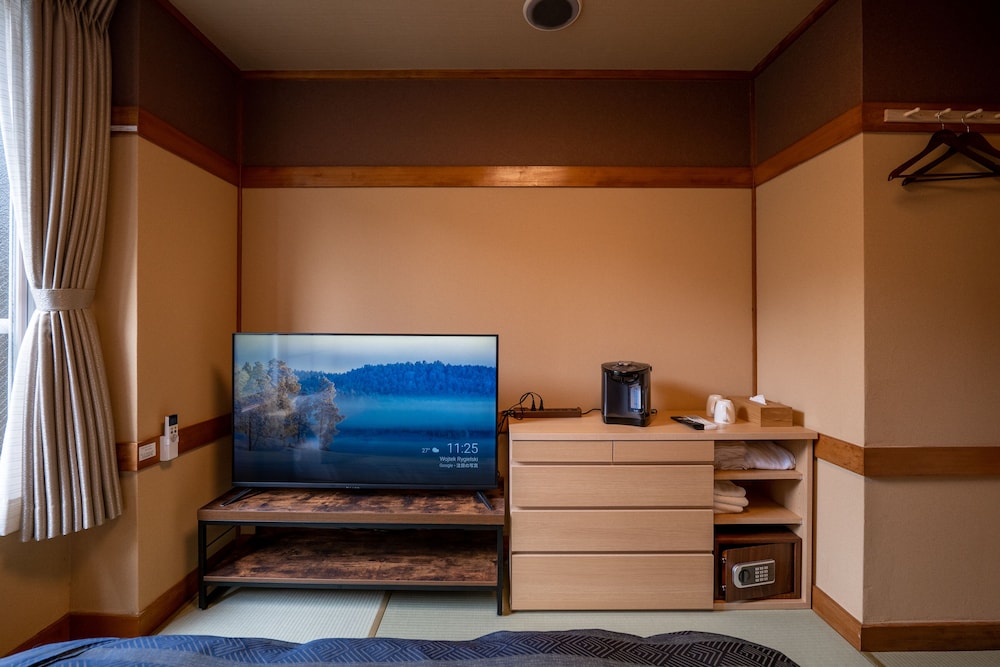 Nikko Garden Hotel 38/50