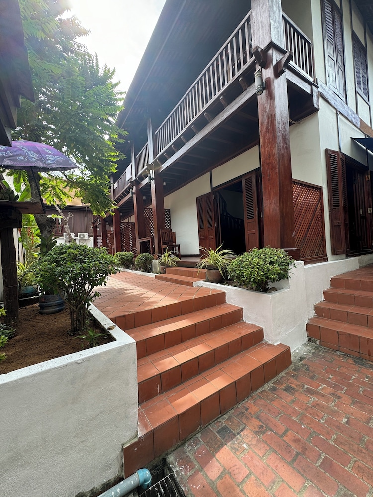 Villa Kee Lee Hotel 3/28