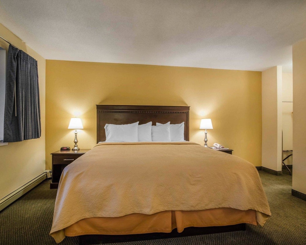Align Inn Vermont (ex Quality Inn At Quechee Gorge) 20/40