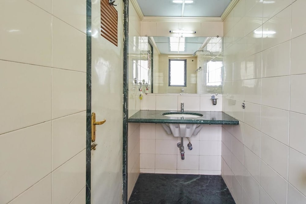 Hotel Pooja International 38/38