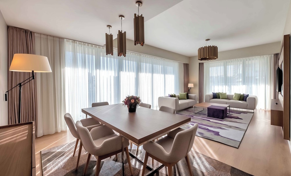 The Superior Living Batisehir 45/55