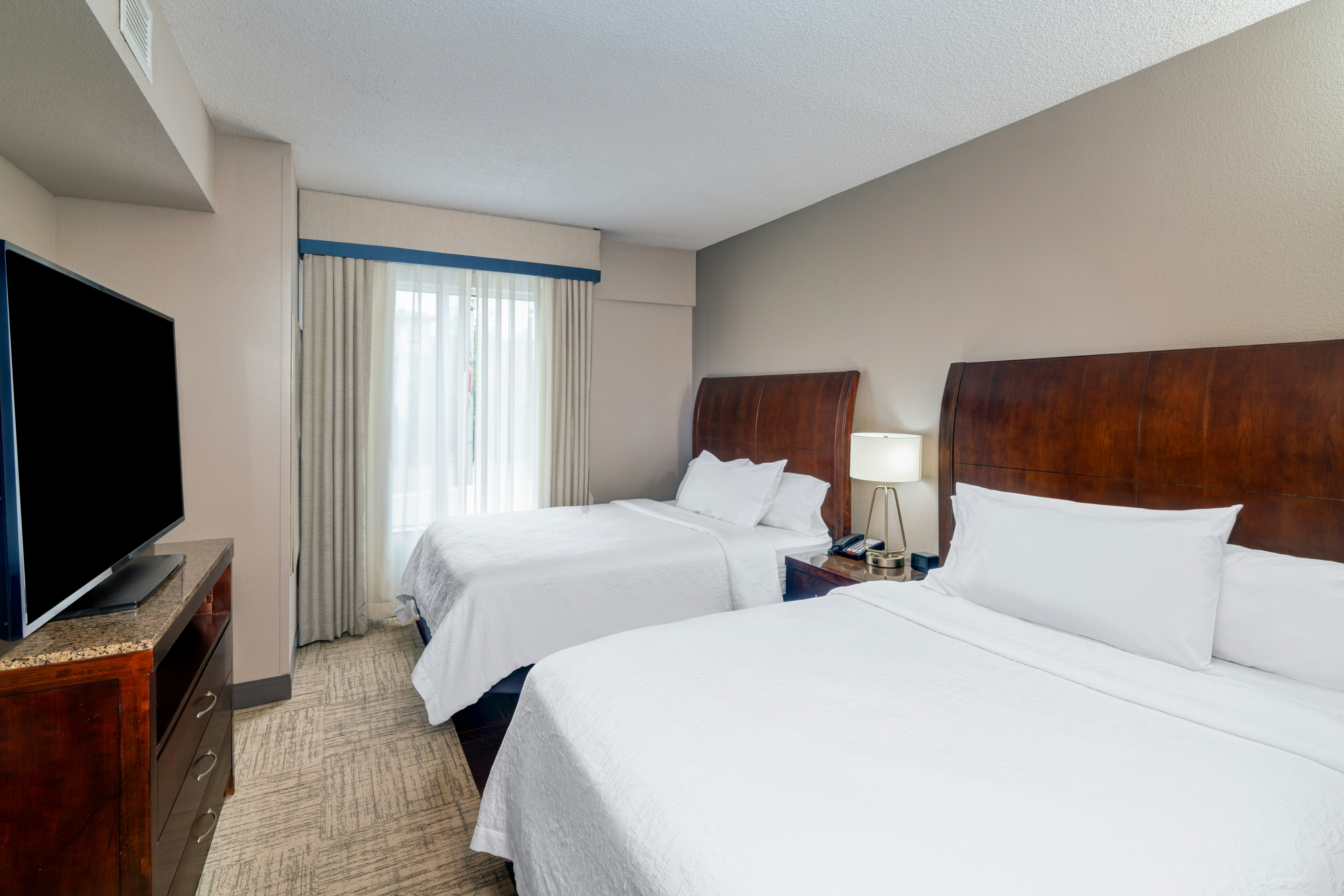 1 BEDROOM, SUITE, 2 QUEEN BEDS