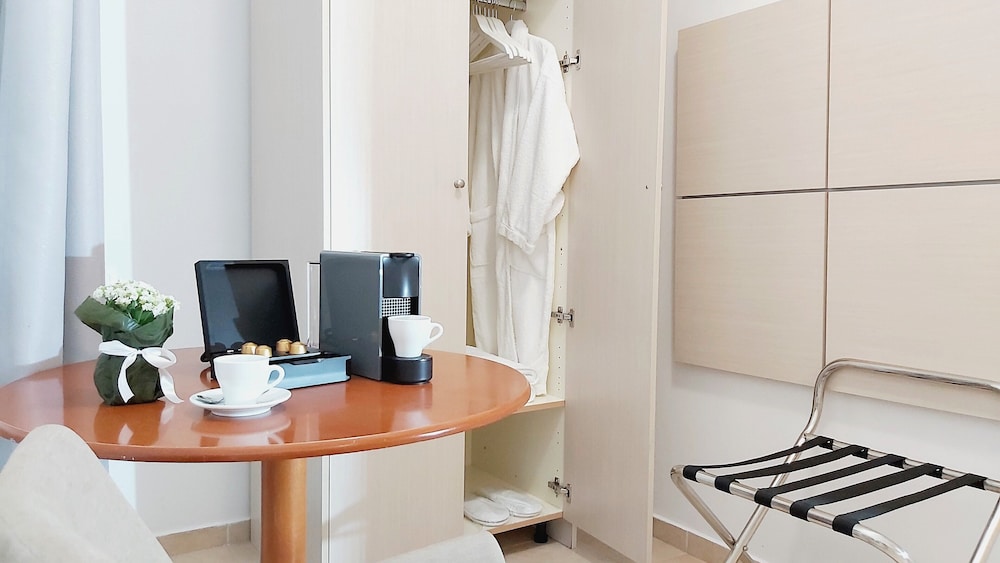 Akrogiali Boutique Hotel 38/50