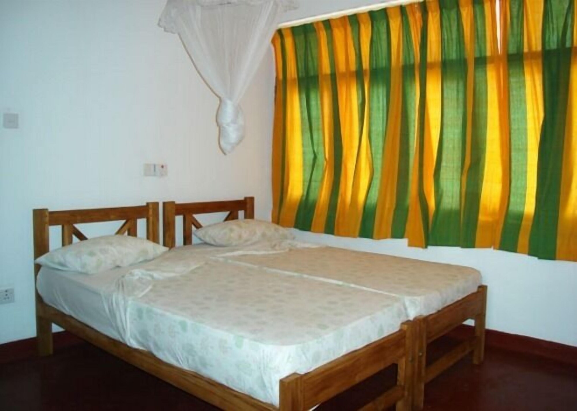 STANDARD, DOUBLE BED