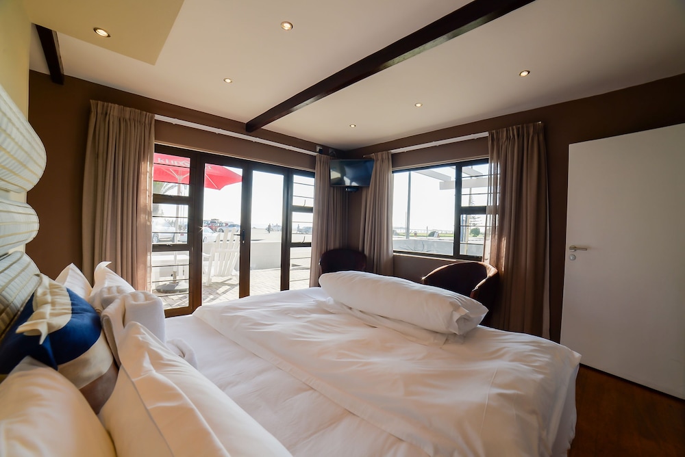 Swakopmund Sands Hotel & Cottage 11/50