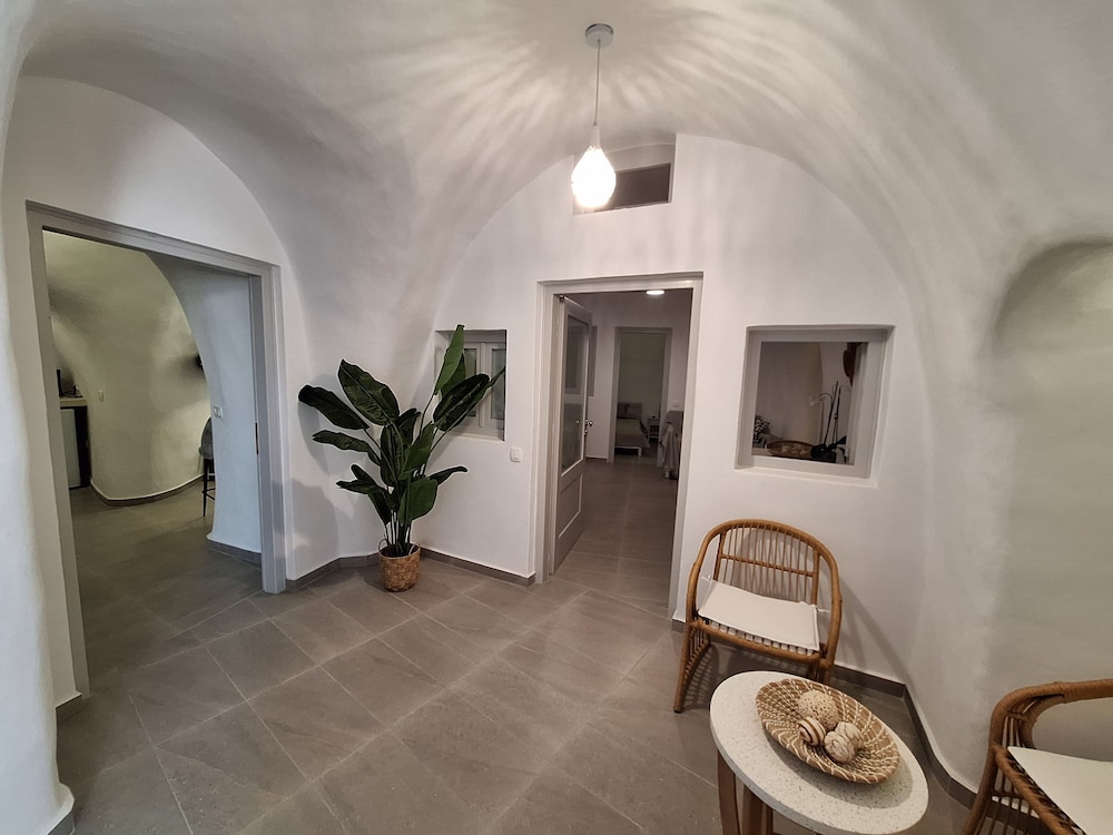 Anamnesis Spa Luxury Apartments 46/67